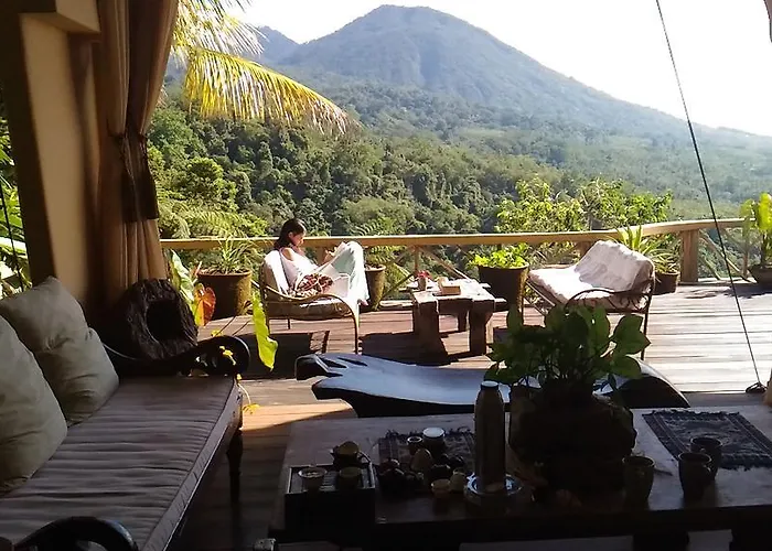 Dwan Tea Mountain Side 4* ジャティルウィ